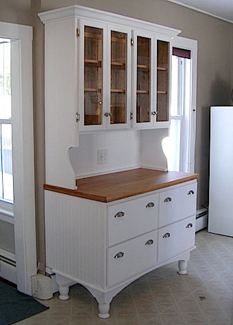 Custom-built kitchen hutch